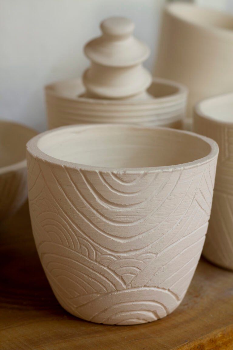 disposizione-di-vasi-ceramica-ad-alto-angolo